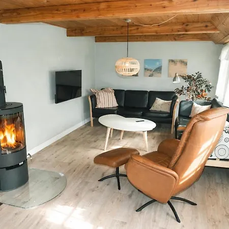 Ferienhaus Ugenert Ved Skoven Med Spabad Og Sauna